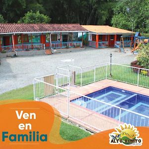 Hotel Campestre Alto Bonito Del Quindio