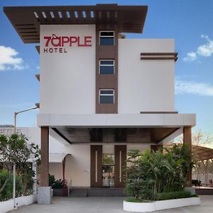 7 Apple Hotel, Vadodara